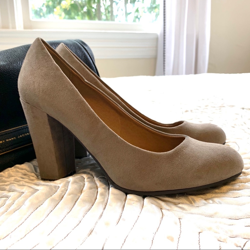 Chinese Laundry Pumps Thick Heel